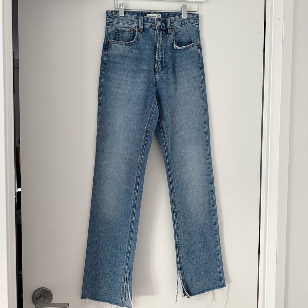Stradivarius High Rise Split Seam Jeans